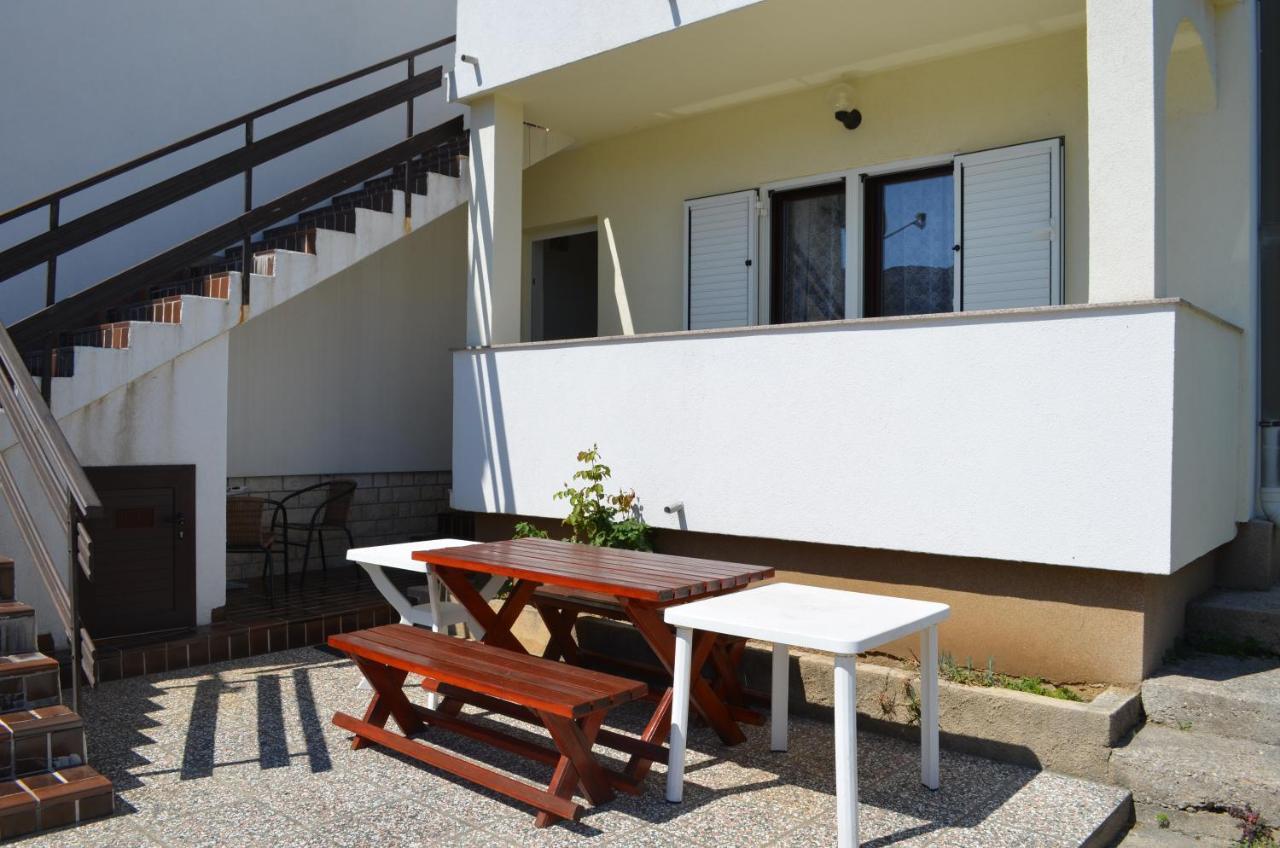 Apartments Aneva Baška Esterno foto