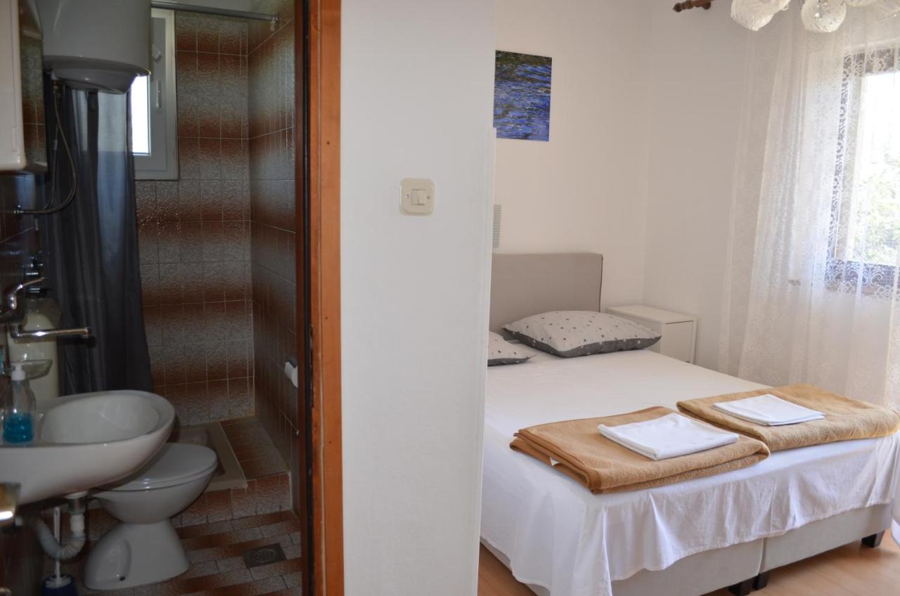 Apartments Aneva Baška Esterno foto