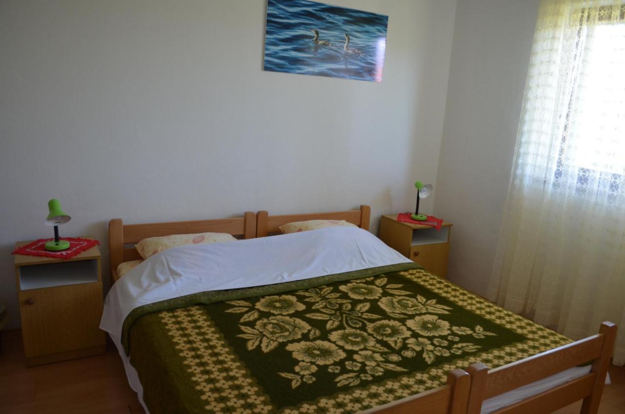Apartments Aneva Baška Esterno foto