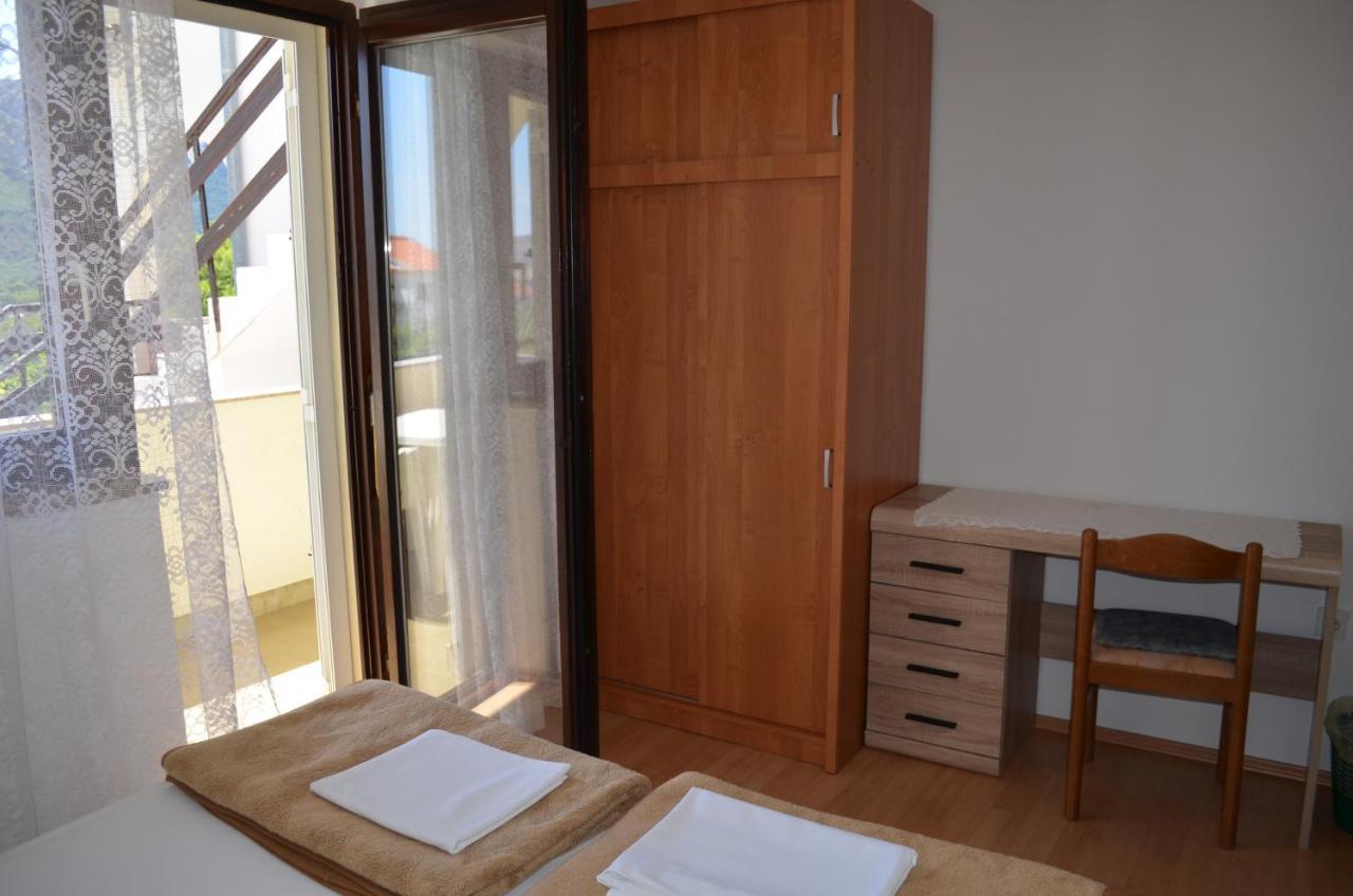 Apartments Aneva Baška Esterno foto